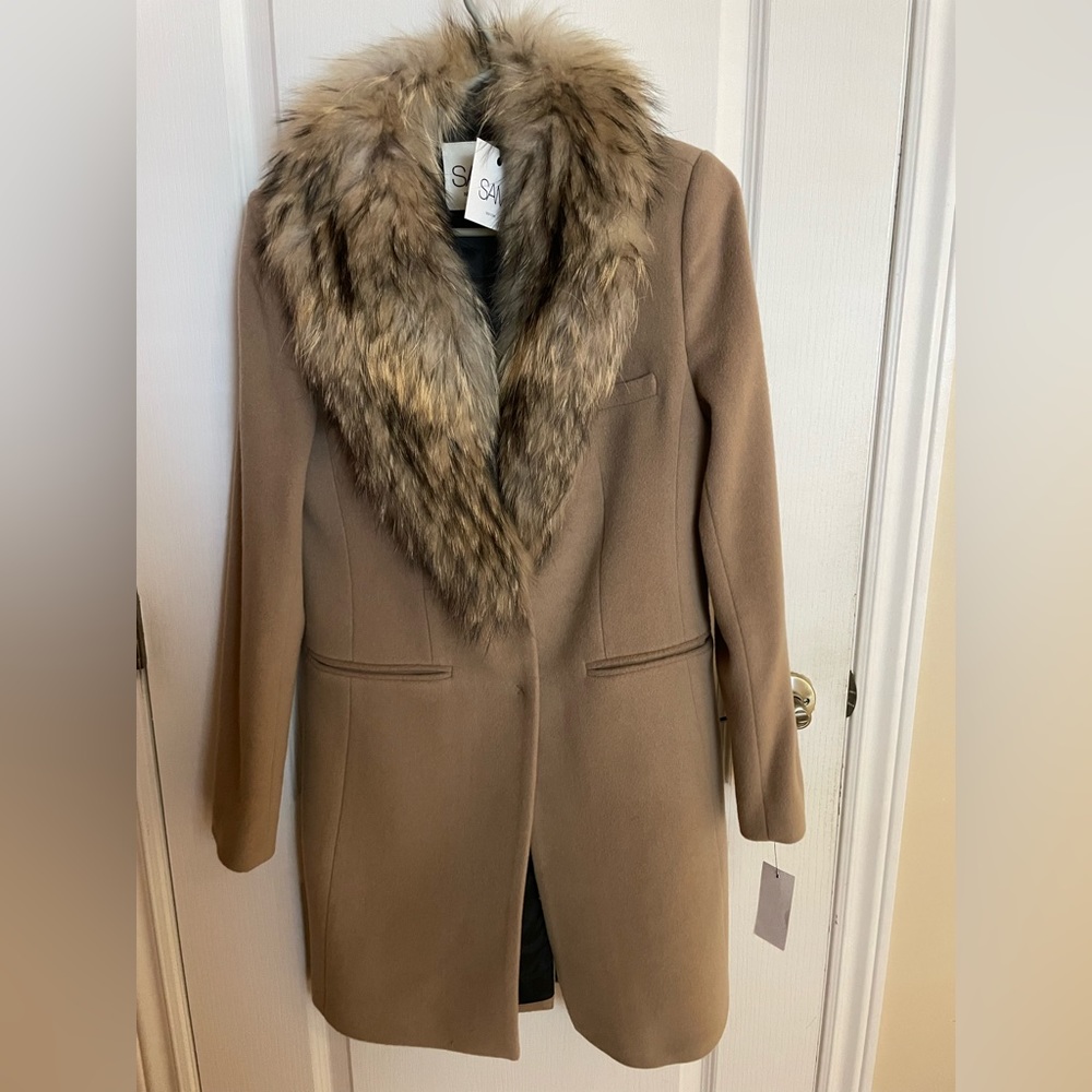 Brand new SAM NEW YORK medium coat